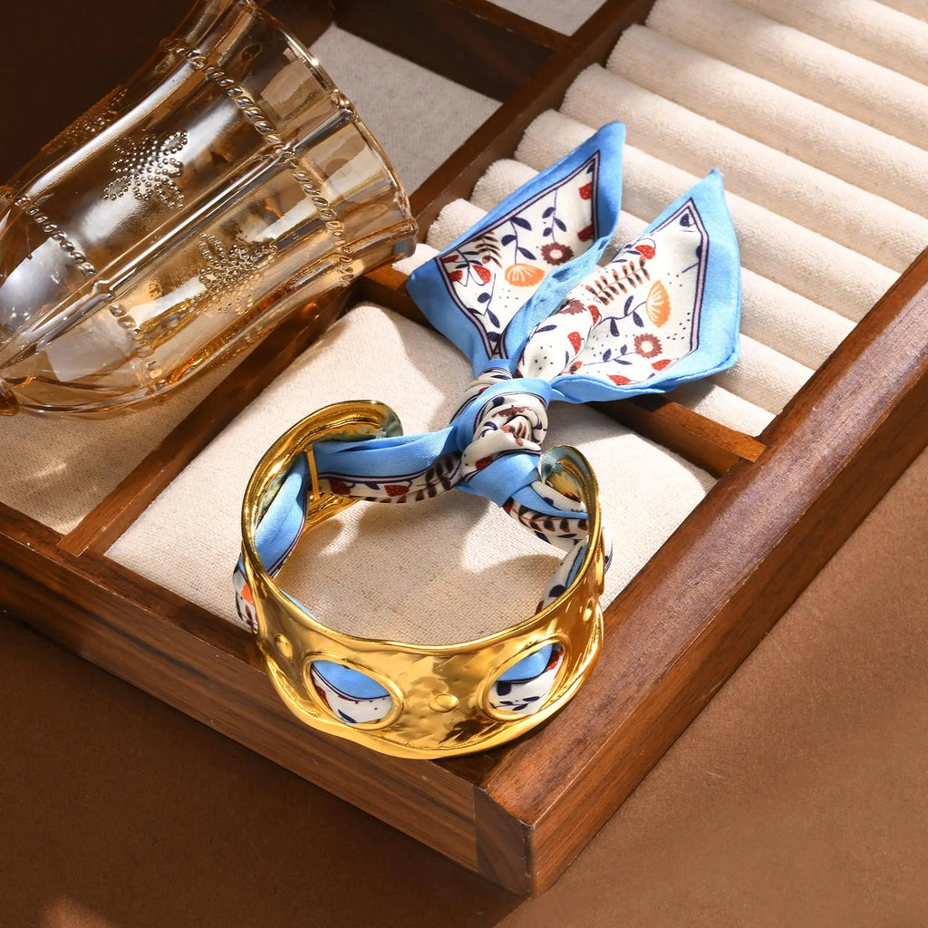 SilkLuxe™ - Retro Luxury Silk Scarf Bangle