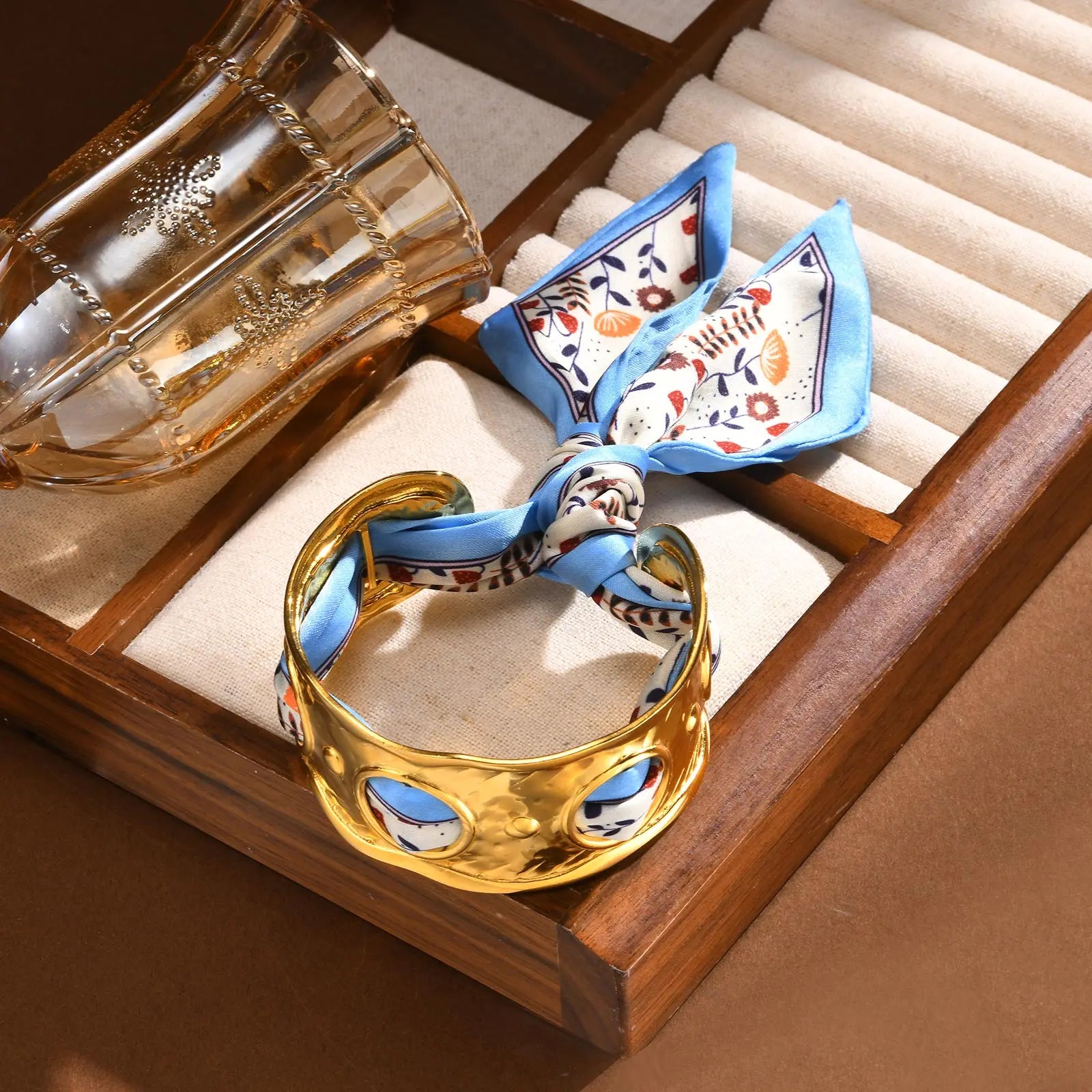 SilkLuxe™ - Retro Luxury Silk Scarf Bangle