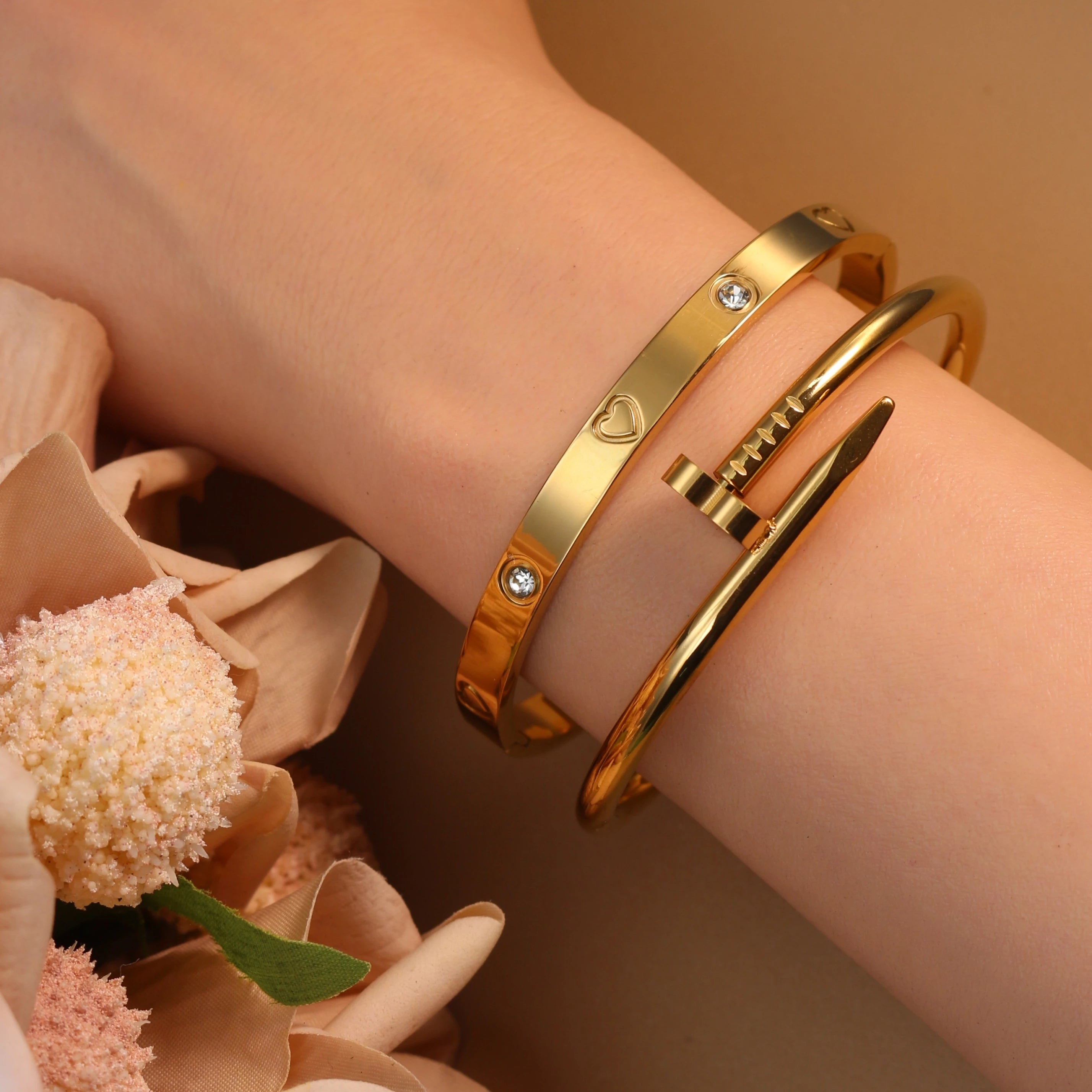 HeartLuxe™ - Stainless Steel Heart Zirconia Bracelet